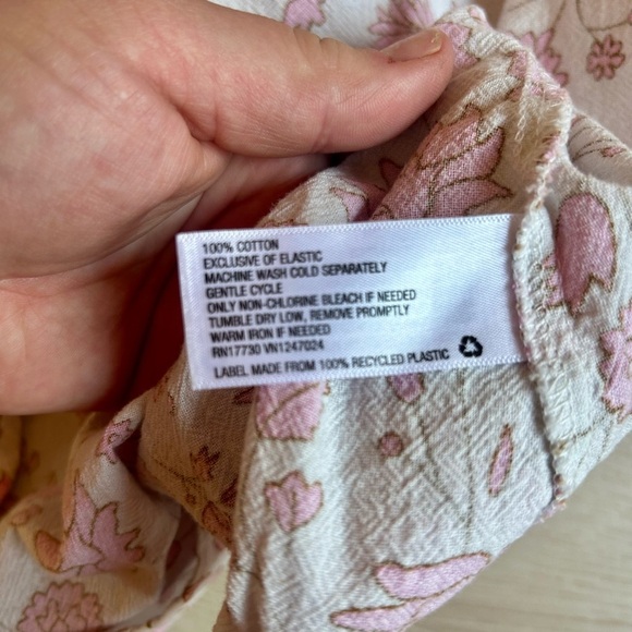 Universal Thread Pink Floral Smocked Dress 100% cotton Size Small - Picture 5 of 6